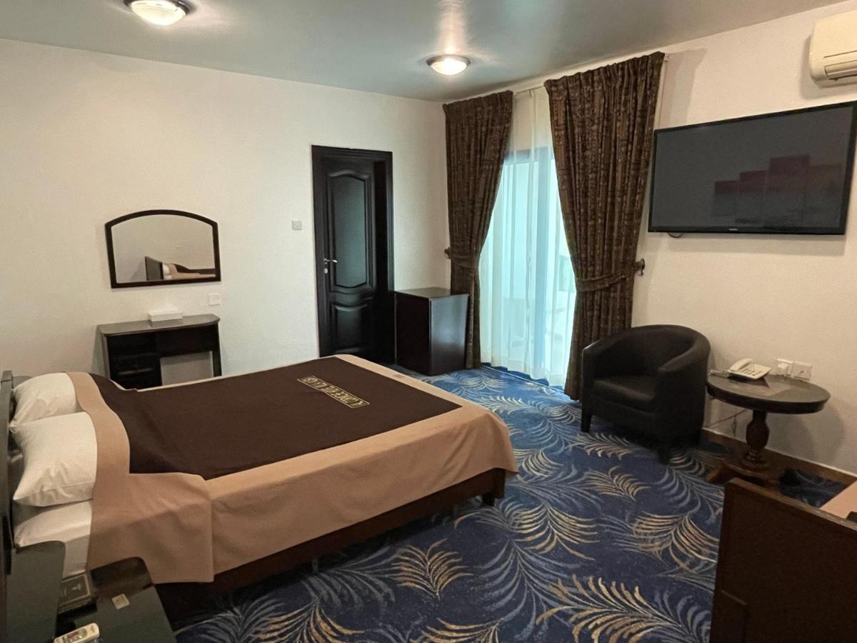 Al Corniche Hotel Sharjah Exterior foto